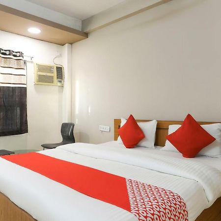 Oyo 43851 Hotel Virasat Mandu Exterior photo