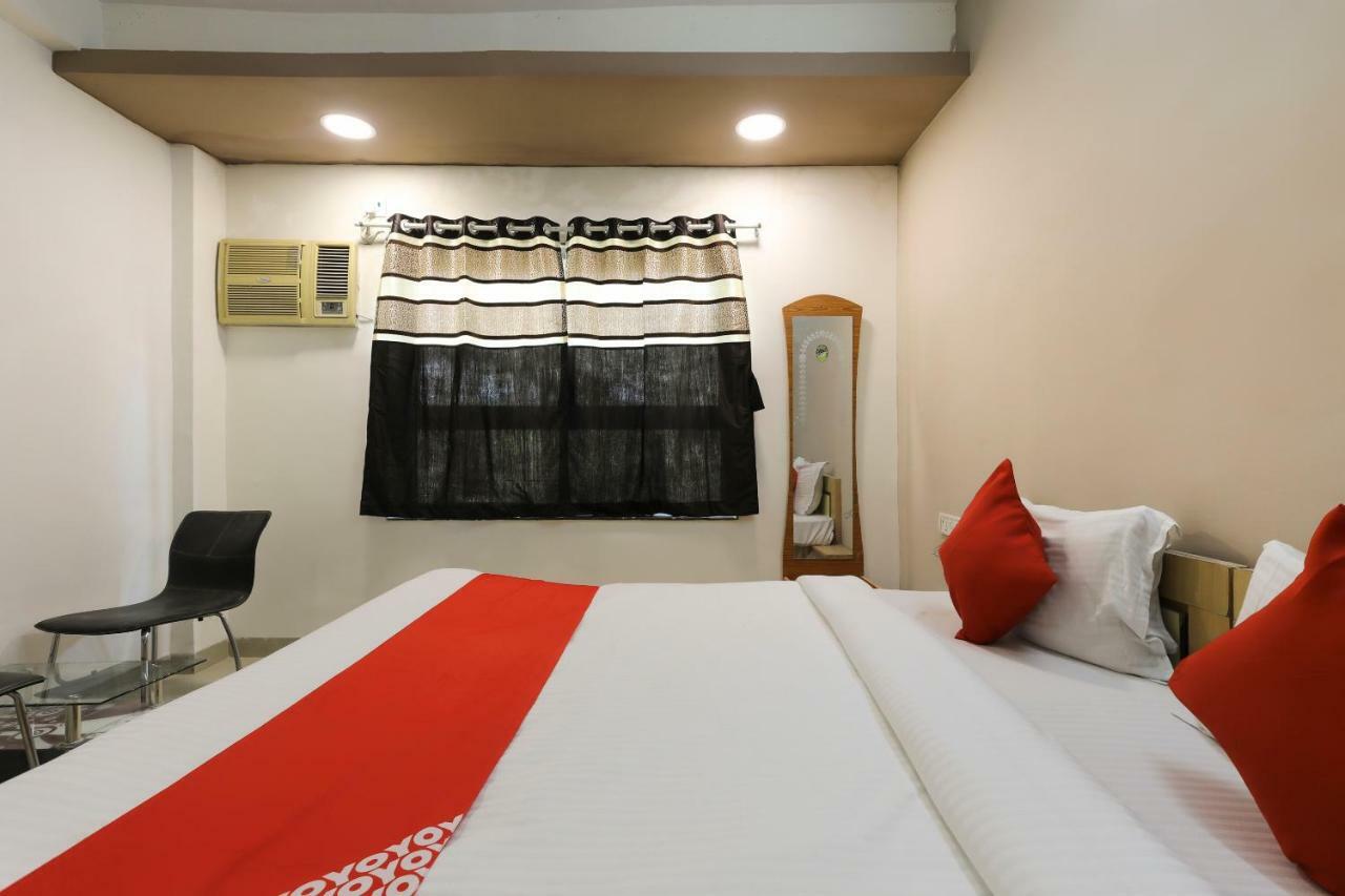 Oyo 43851 Hotel Virasat Mandu Exterior photo