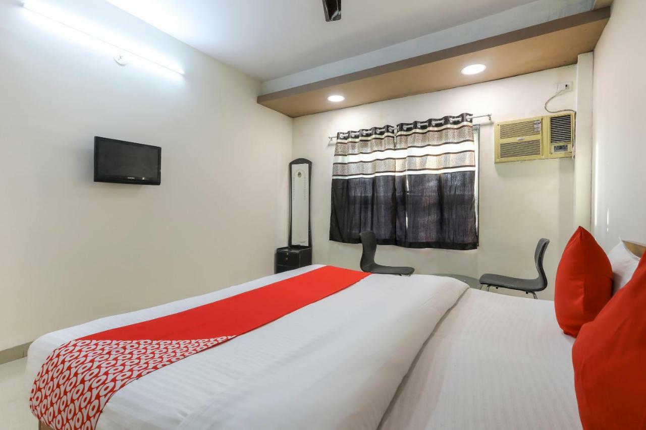 Oyo 43851 Hotel Virasat Mandu Exterior photo