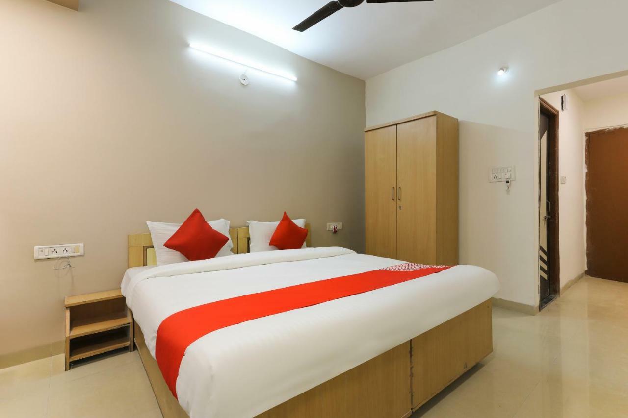 Oyo 43851 Hotel Virasat Mandu Exterior photo