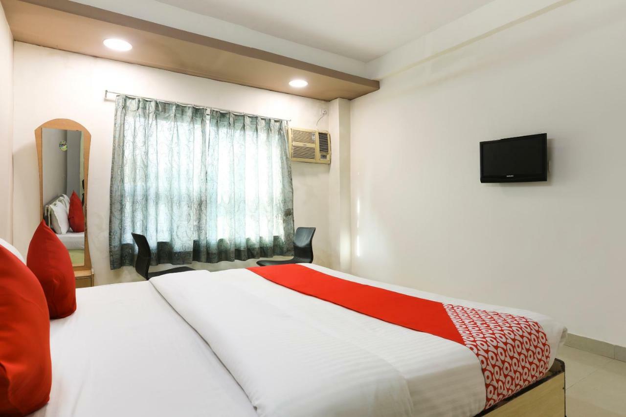 Oyo 43851 Hotel Virasat Mandu Exterior photo