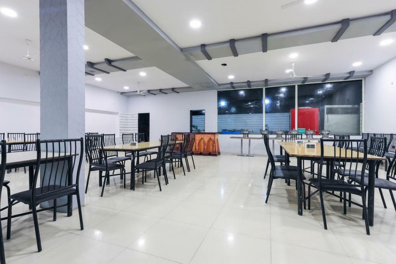 Oyo 43851 Hotel Virasat Mandu Exterior photo