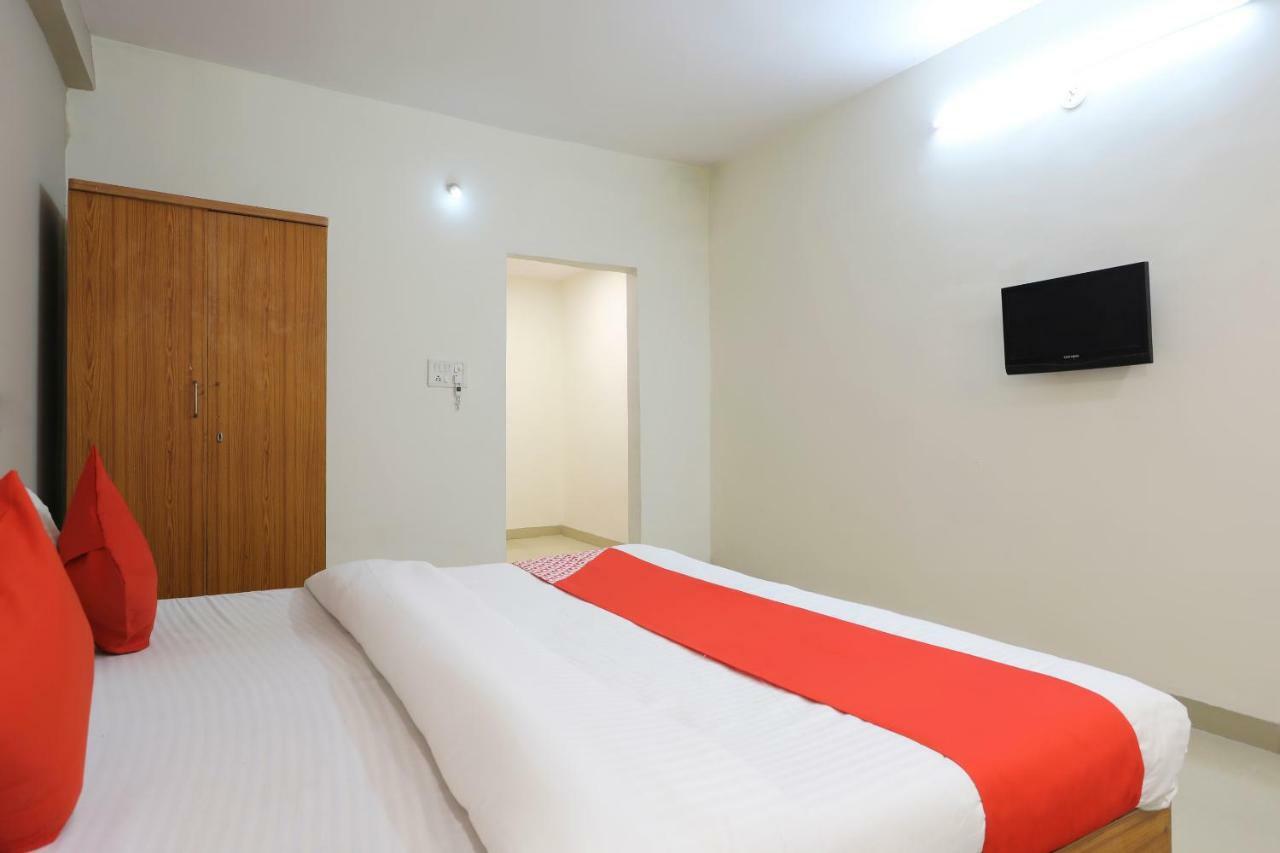 Oyo 43851 Hotel Virasat Mandu Exterior photo